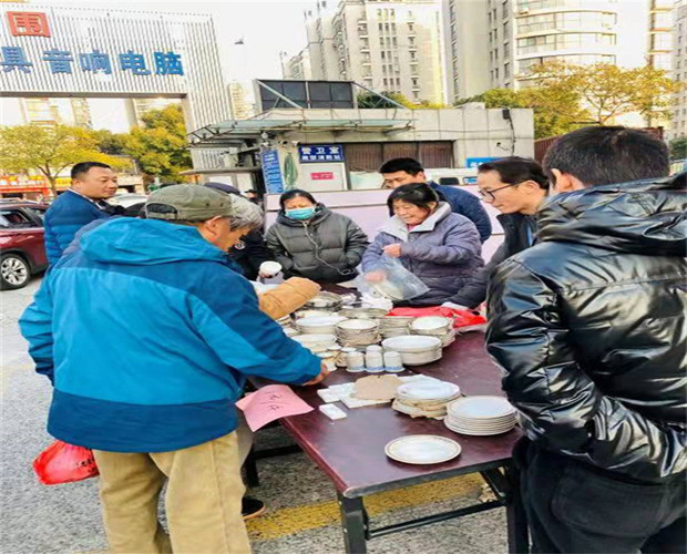 餐具2.jpg 餐具2.jpg